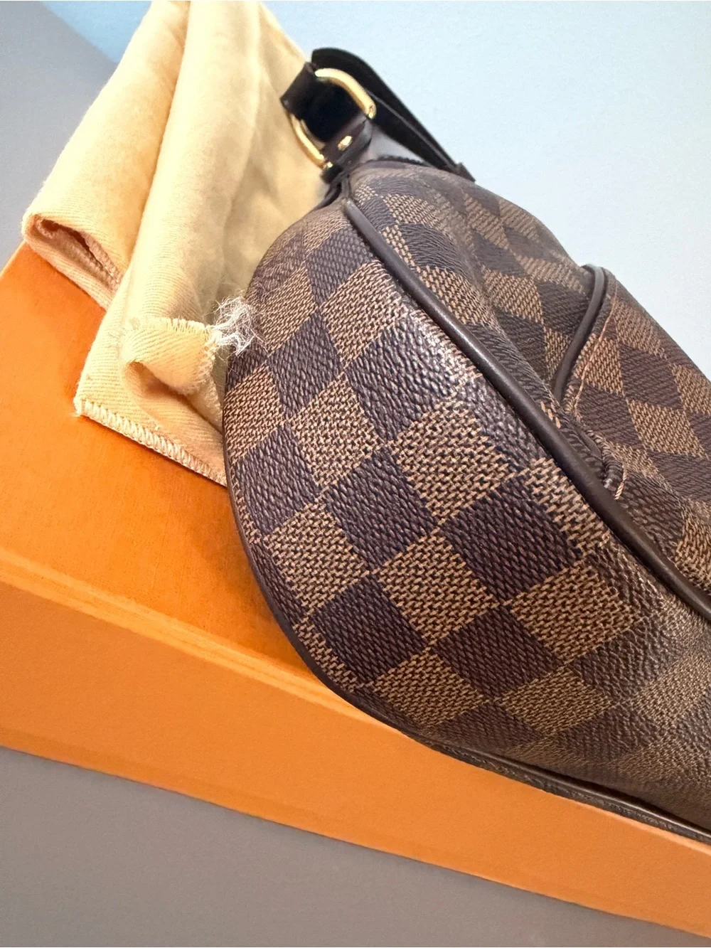 Louis Vuitton Brown Damier Ebene GM Thames Shoulder Bag
